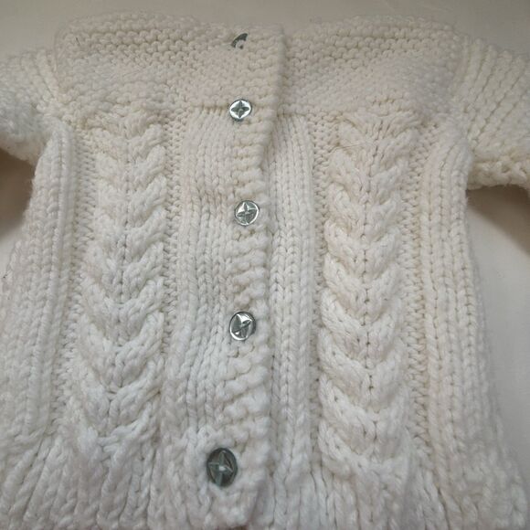 Handmade Cable Knit Baby Sweater Cardigan White Blue Buttons Newborn 0-3M EUC - Picture 3 of 10